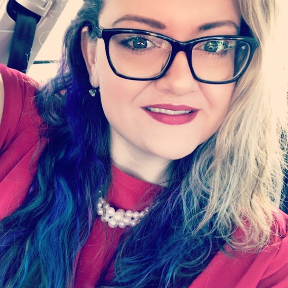 Meet your Posher, Ashley - Picture 3 of 4